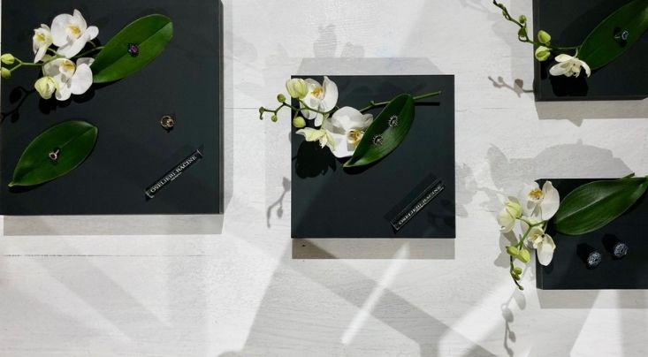 Scénographie de haute joaillerie effectuée par l'architecte d'intérieur Sophie Jacquemin Interior Design à Genève